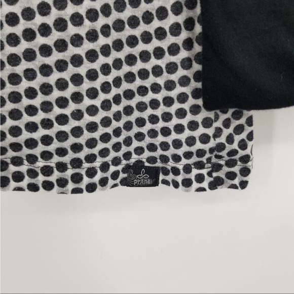 Prana•Hooded Shirt•Vinyasa•Long Sleeved•Black Polka Dot••Sz‎ S - Picture 4 of 7